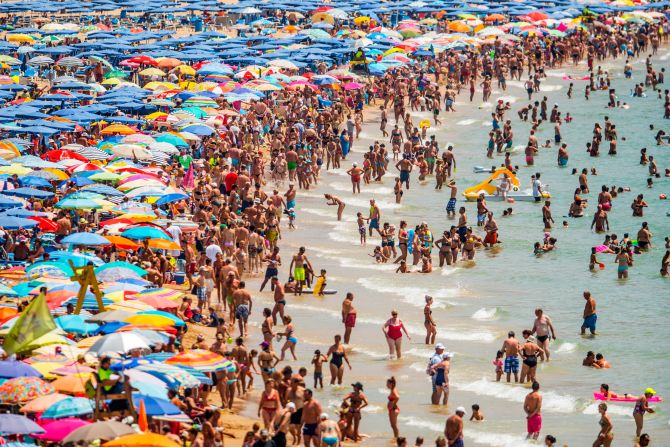 Spain’s Sun-Kissed Comeback: Record-Breaking Summer Tourism